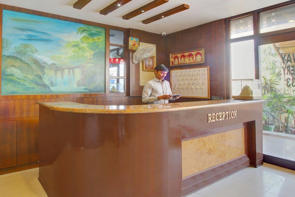 OYO 10596 Hotel Indu主图