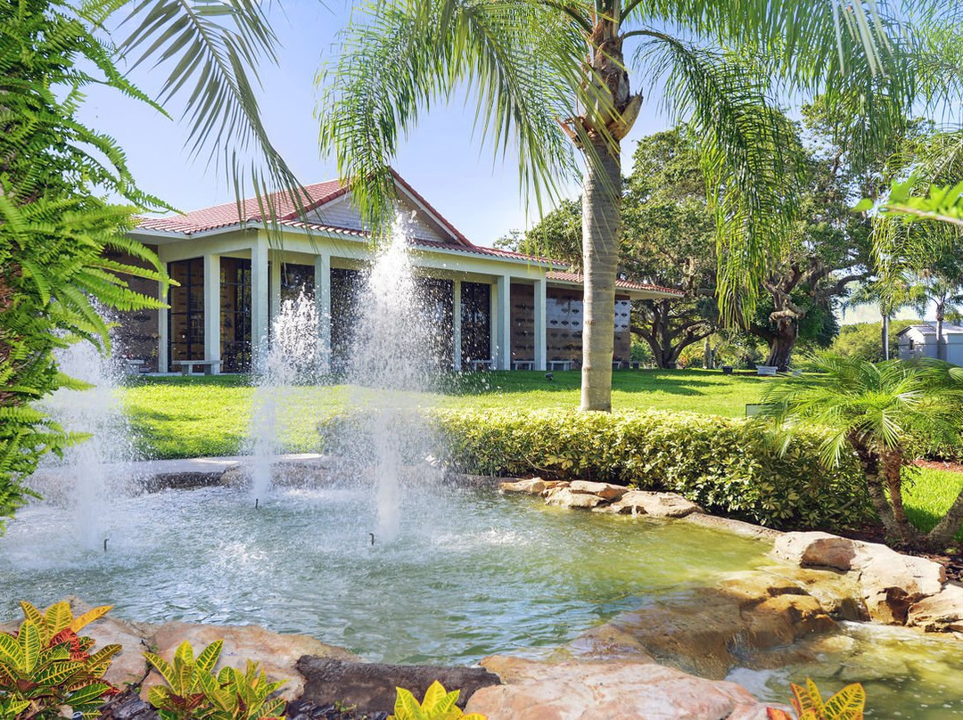 Serenity Funeral Home & Serenity Gardens Memorial Park景点图片