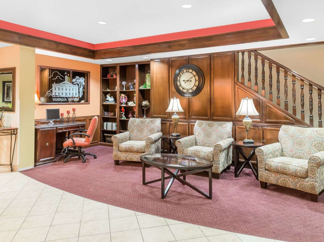 Ramada by Wyndham Vandalia主图