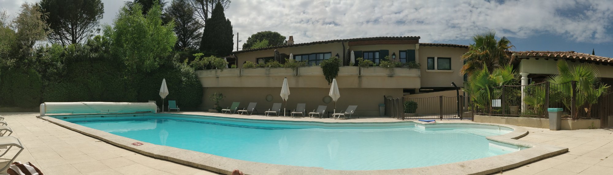 Najeti Hôtel la Magnaneraie-泳池