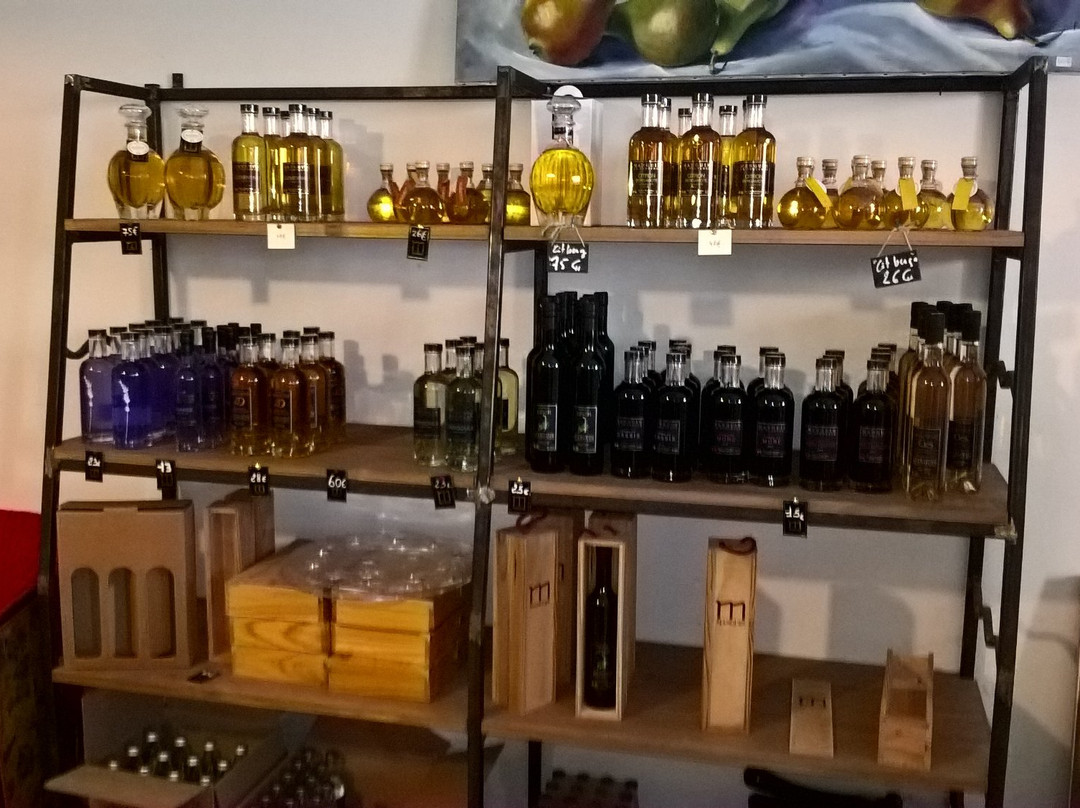 Distillerie Manguin-阿维尼翁必去景点