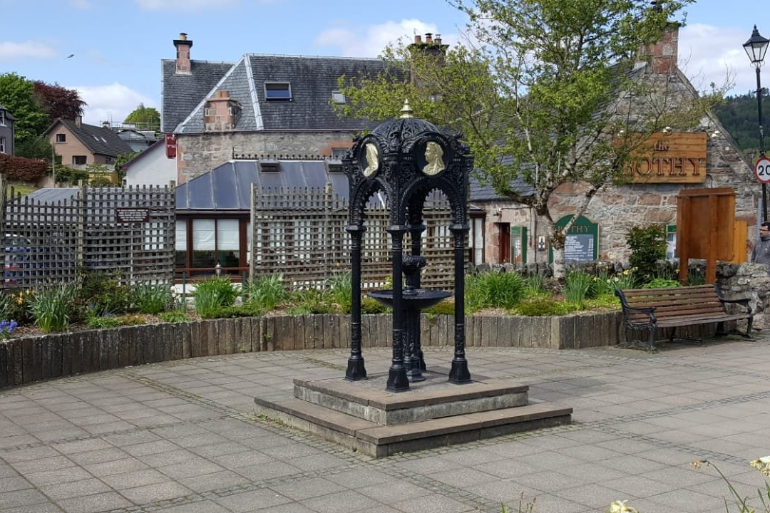Queen Victoria Diamond Jubilee Fountain-Fort Augustus必去景点