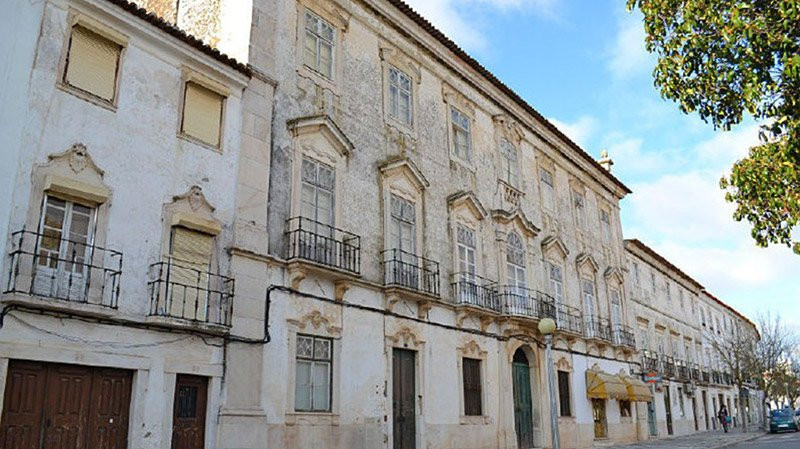 Palácio dos Henriques-Estremoz必去景点