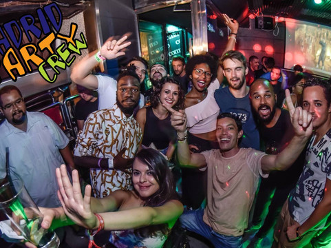 PUB CRAWL MADRID-马德里必去景点