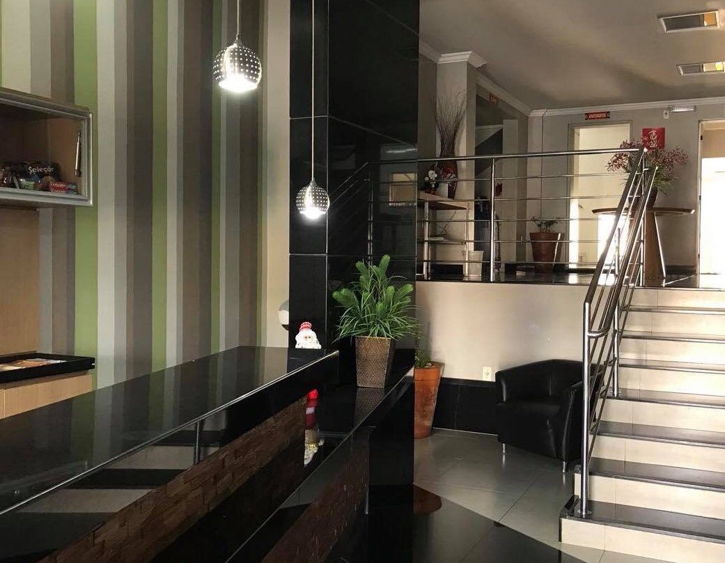 Sm Palace Hotel主图