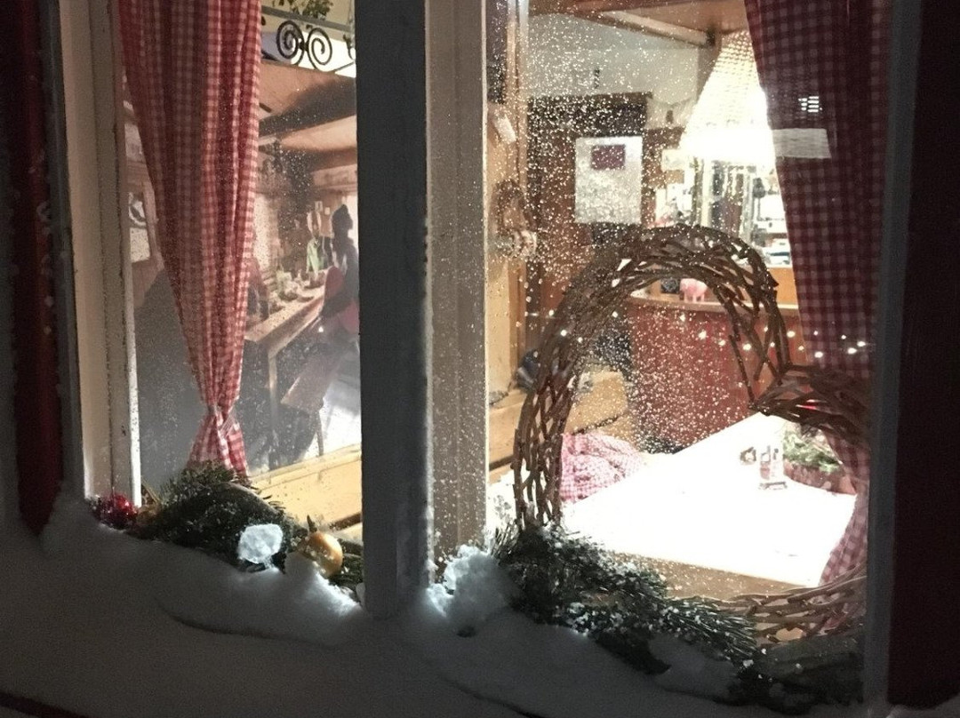 嘉德阿姆酒店主图