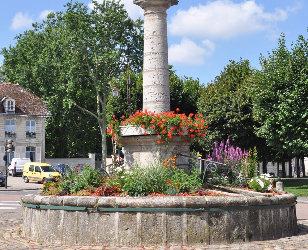 Halle aux Blés-Fere-en-Tardenois必去景点