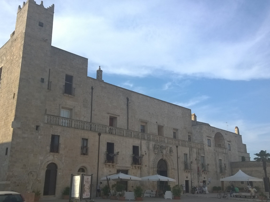 Palazzo Protonobilissimo Risolo-Specchia必去景点