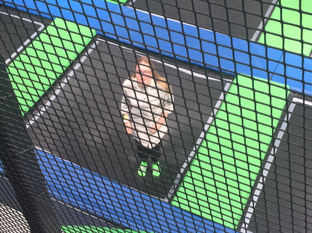 MegaJump Trampoline Park景点图片