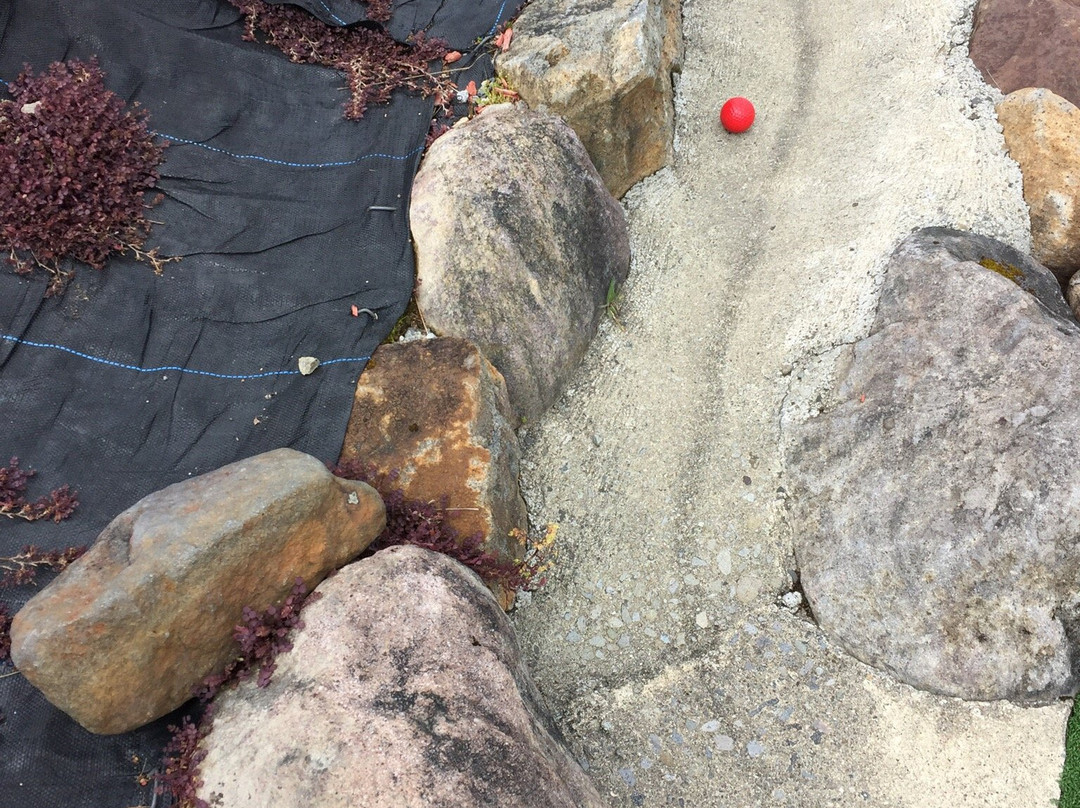 Schnapps Mini Golf-National Park Village必去景点