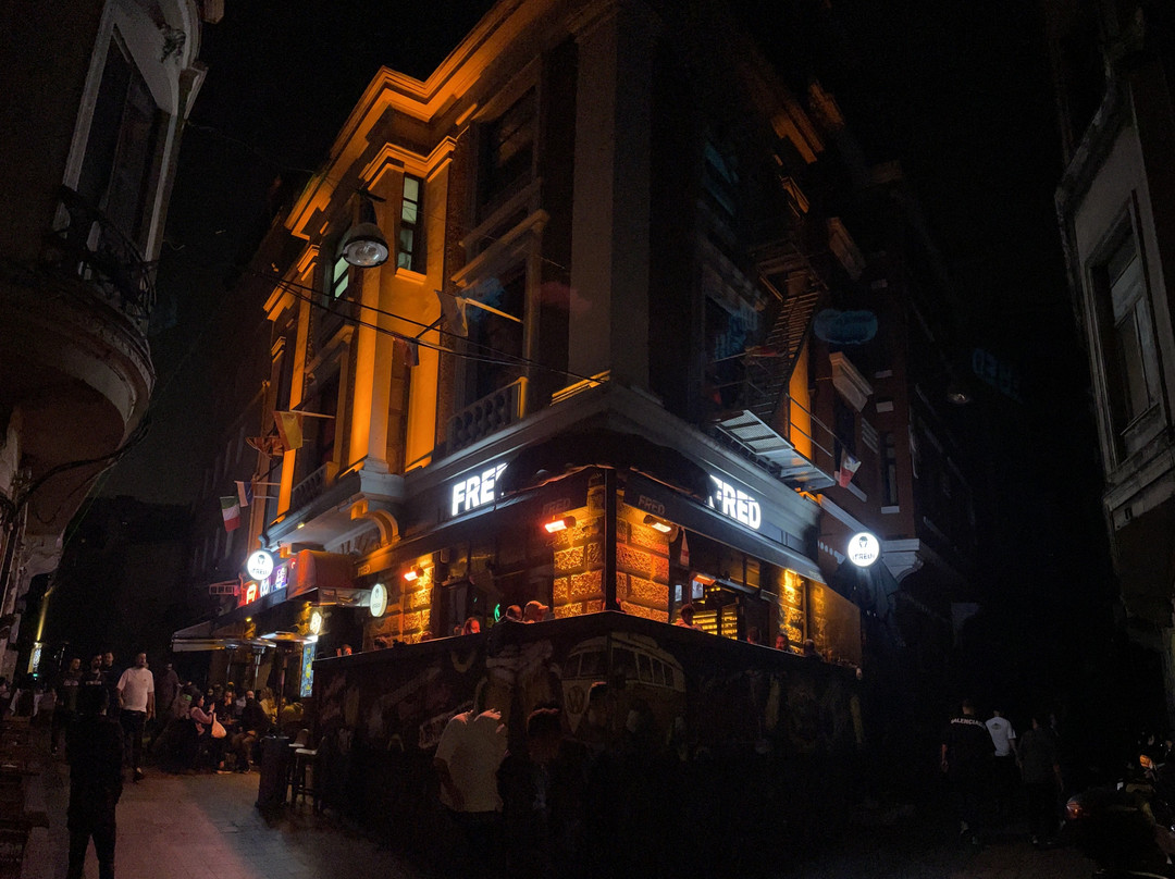 Fred Bar