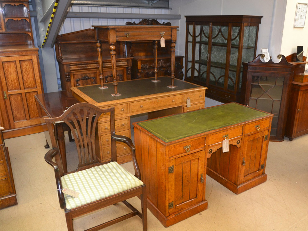 Driscolls Antiques Ltd (Antiques World)景点图片