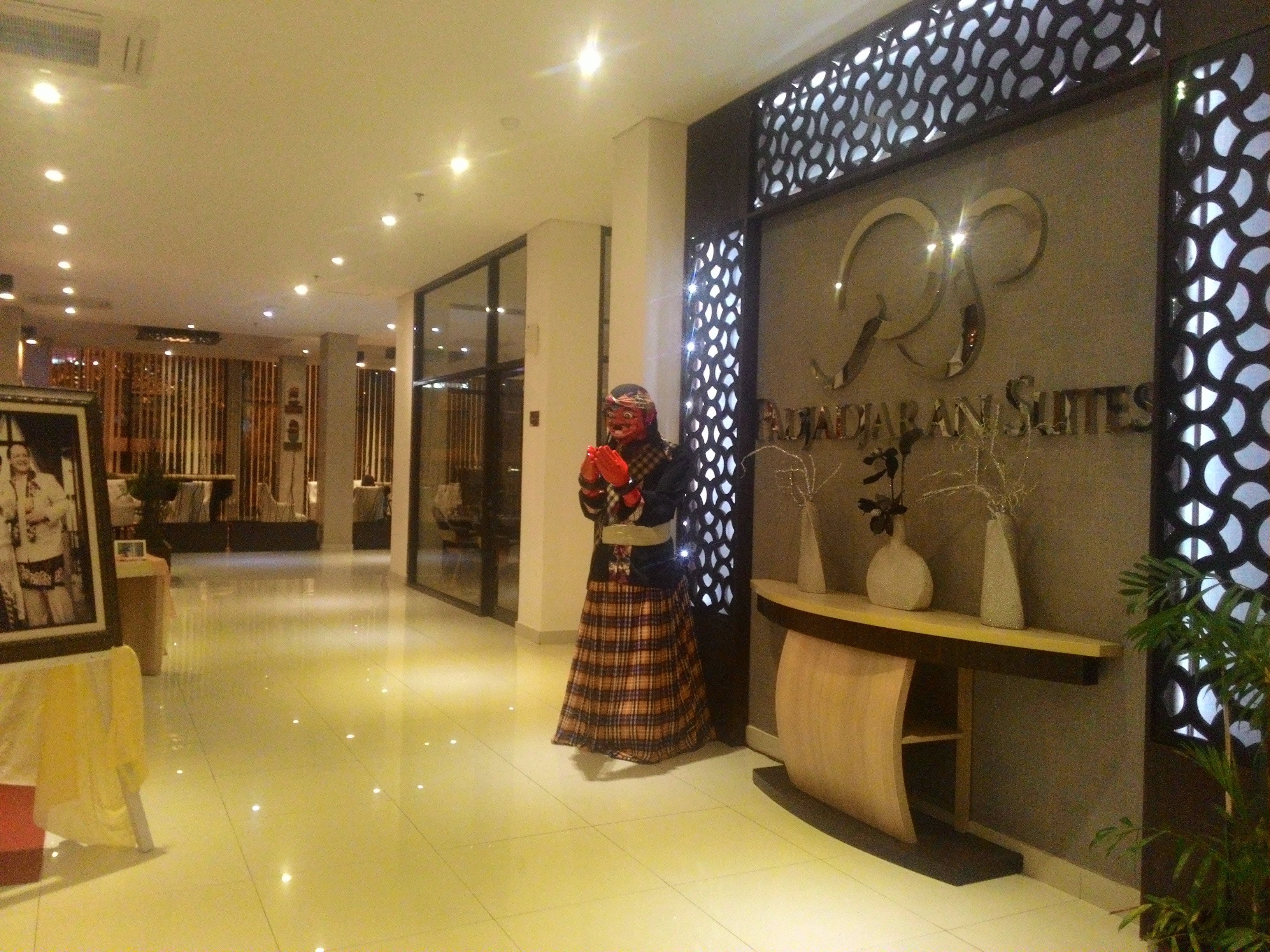 Padjadjaran Suites Resort & Convention Hotel-浴室