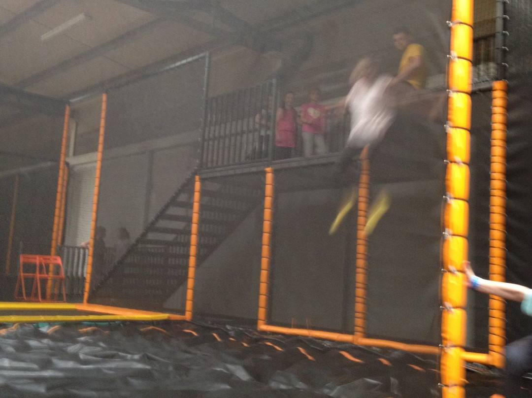 Air Bound Trampoline Park Dundalk-Dundalk必去景点