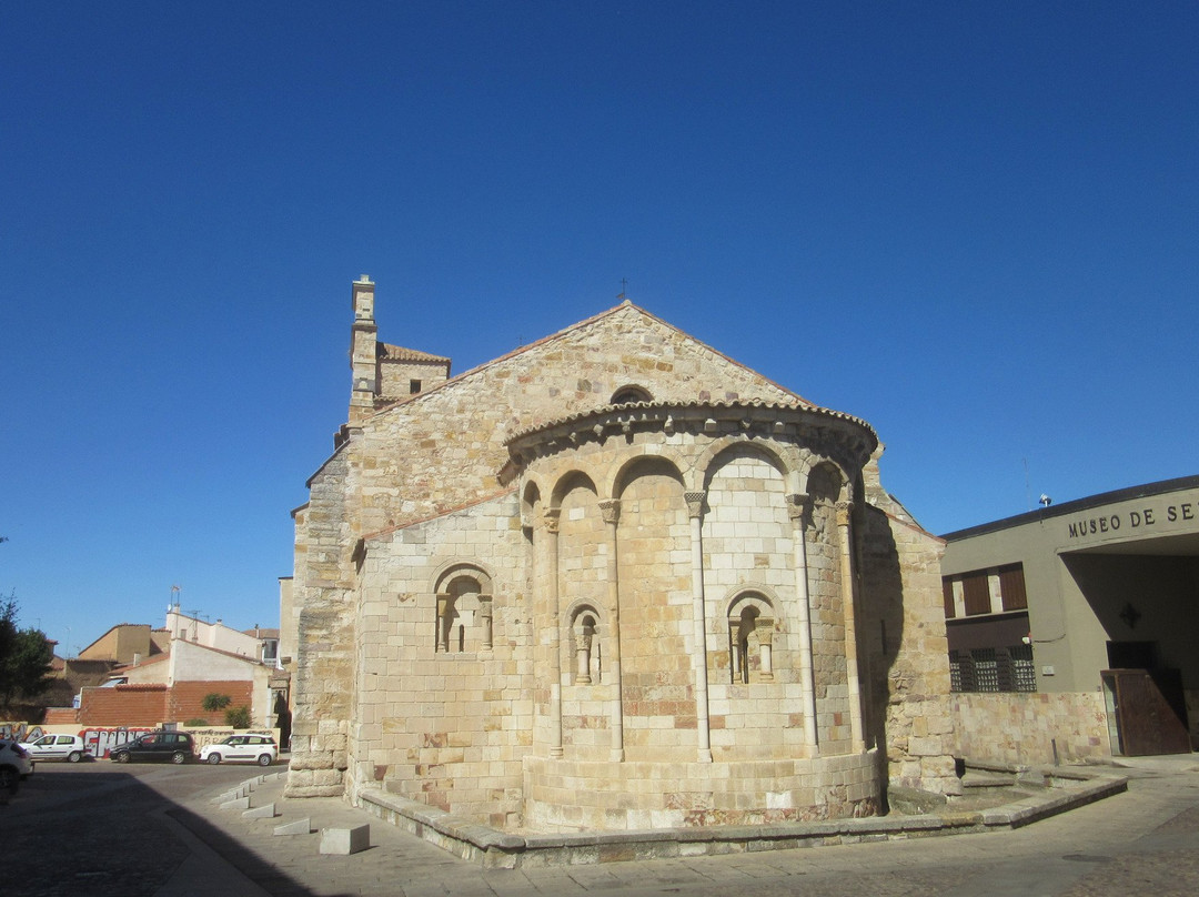 Iglesia Santa Maria la Nueva景点图片