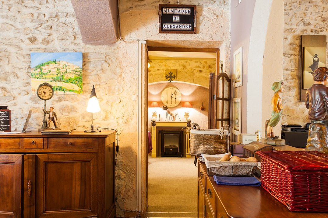 Logis Hotel Le Relais Sarrasin Rest. A La Table D'Alexandre主图