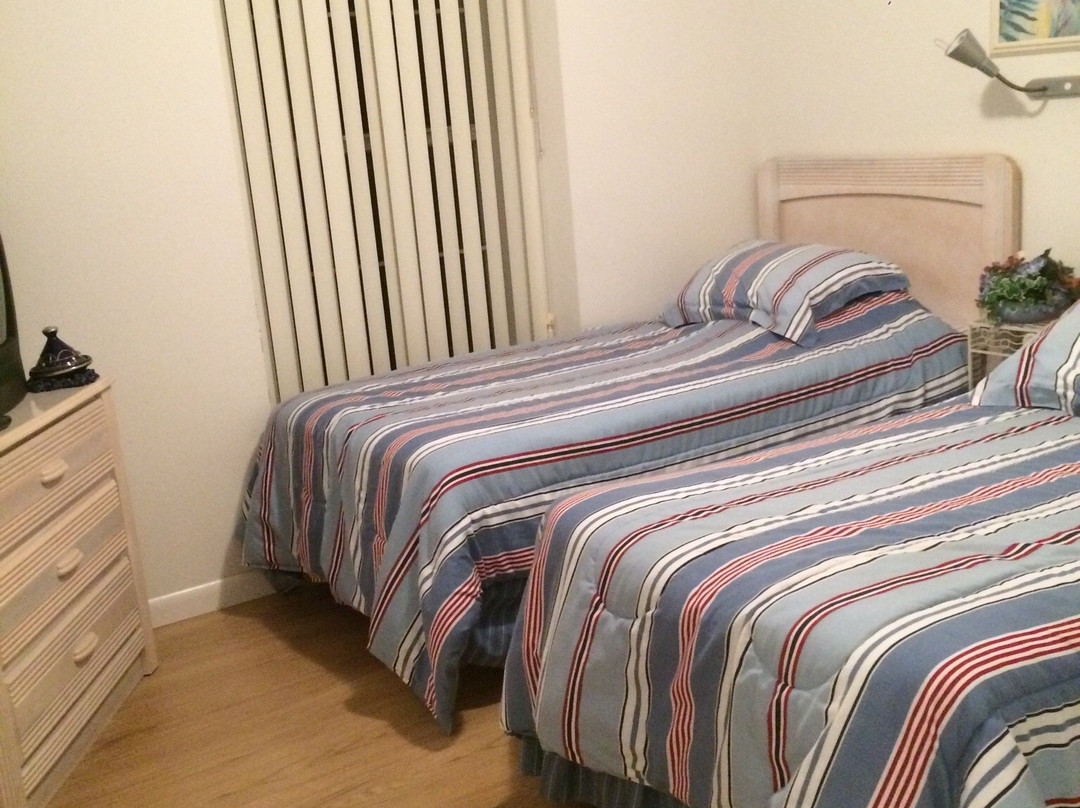 Lakeside Golf & Country Club-因弗内斯必去景点