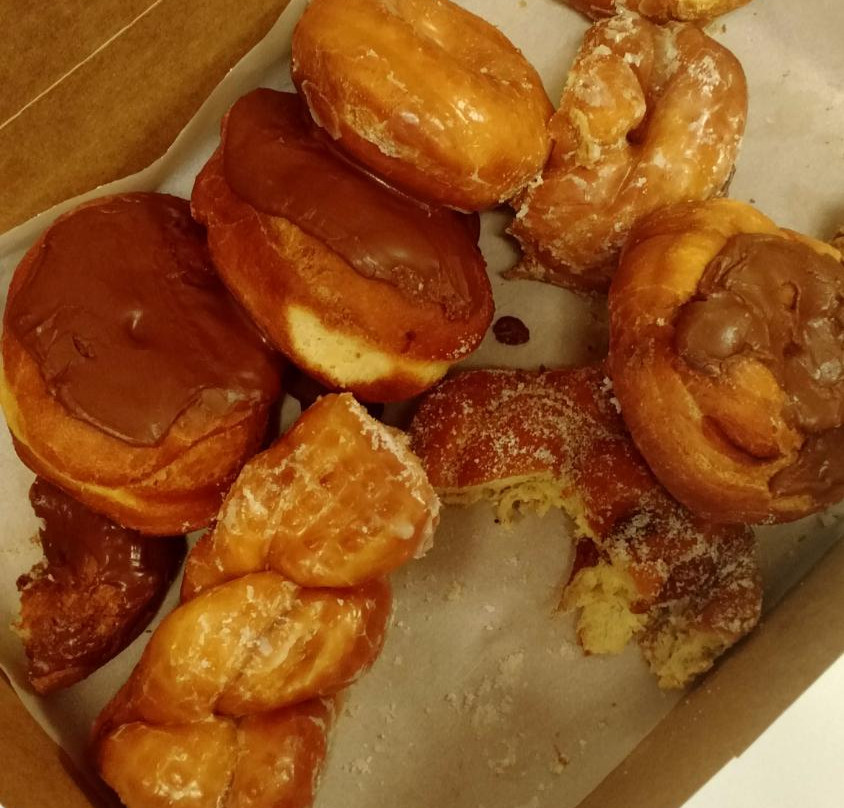 黄金谷餐馆和美食-Valley Pastries