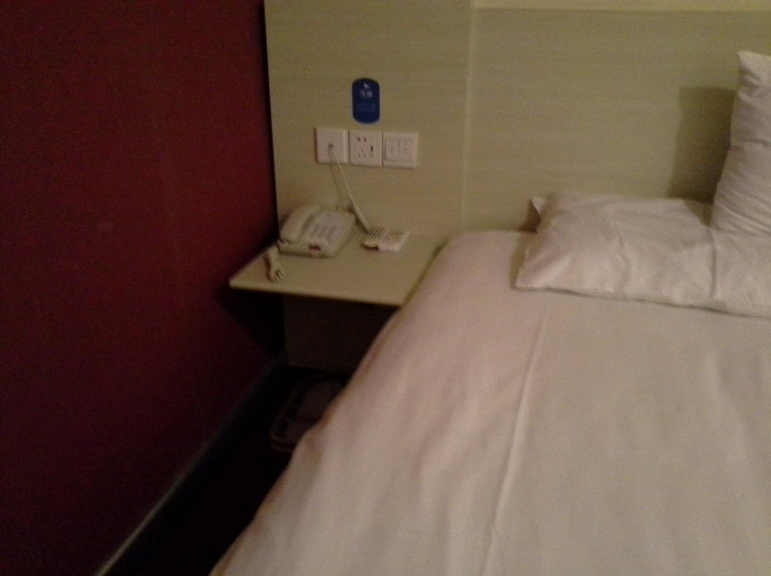 邦迪假日酒店主图