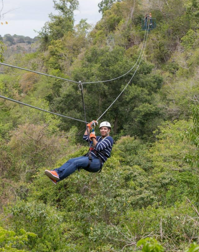 Wild Ranch Zipline Canopy-Santa Cruz de Gato必去景点