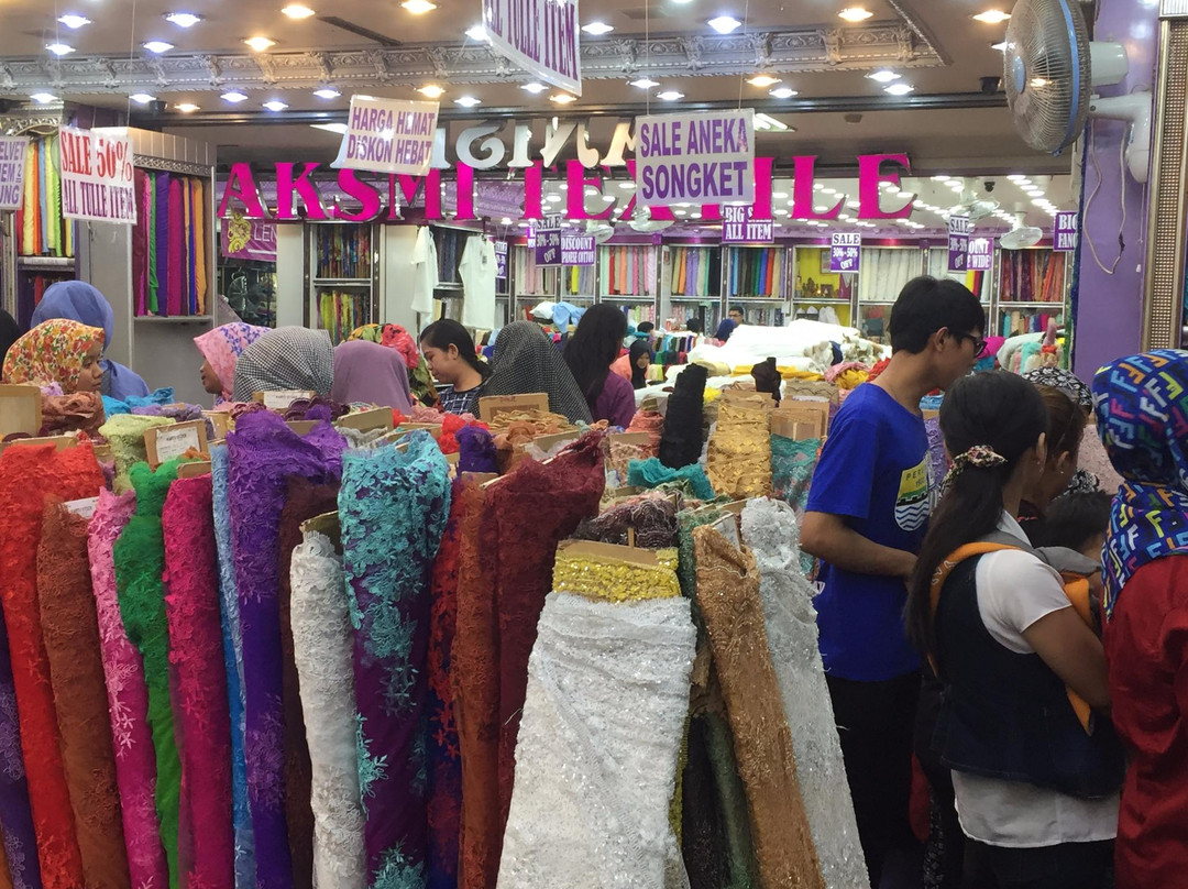 Pasar Baru Trade Center-万隆必去景点