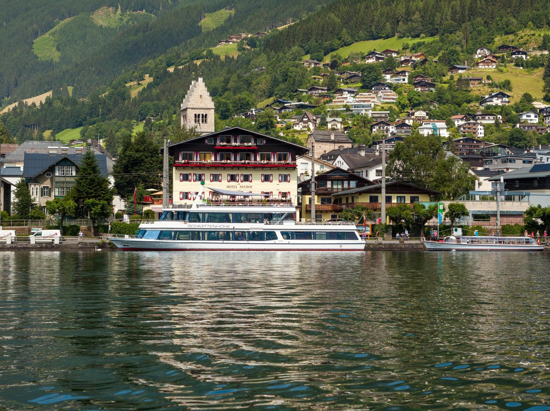 采尔湖畔酒店住宿-Hotel Seehof