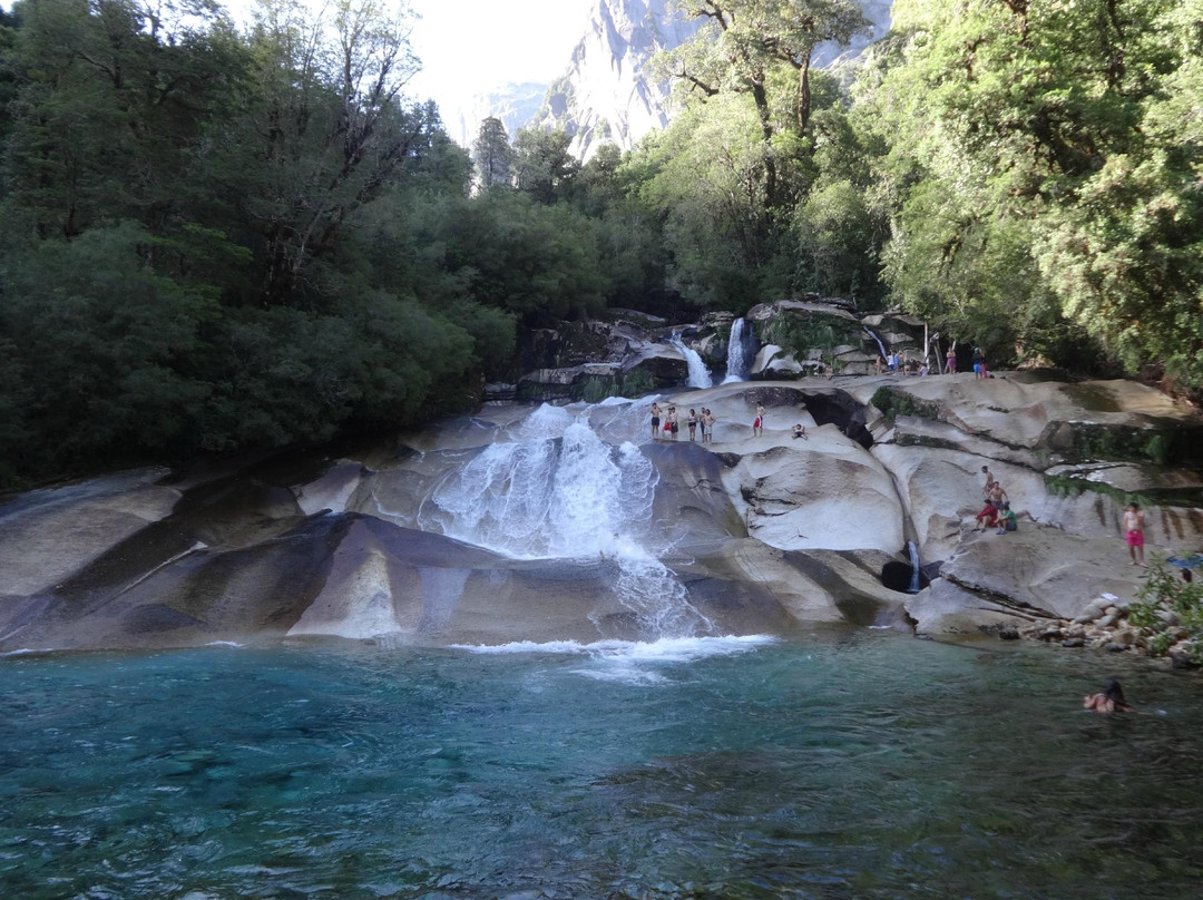 Toboganes de la Junta-Cochamo必去景点