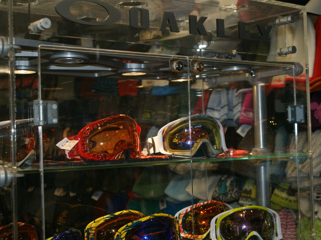 Triple Diamond Ski Shop-Jeffersonville必去景点