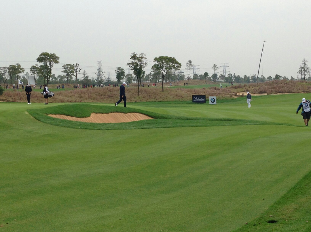 美兰湖高尔夫俱乐部-上海市必去景点