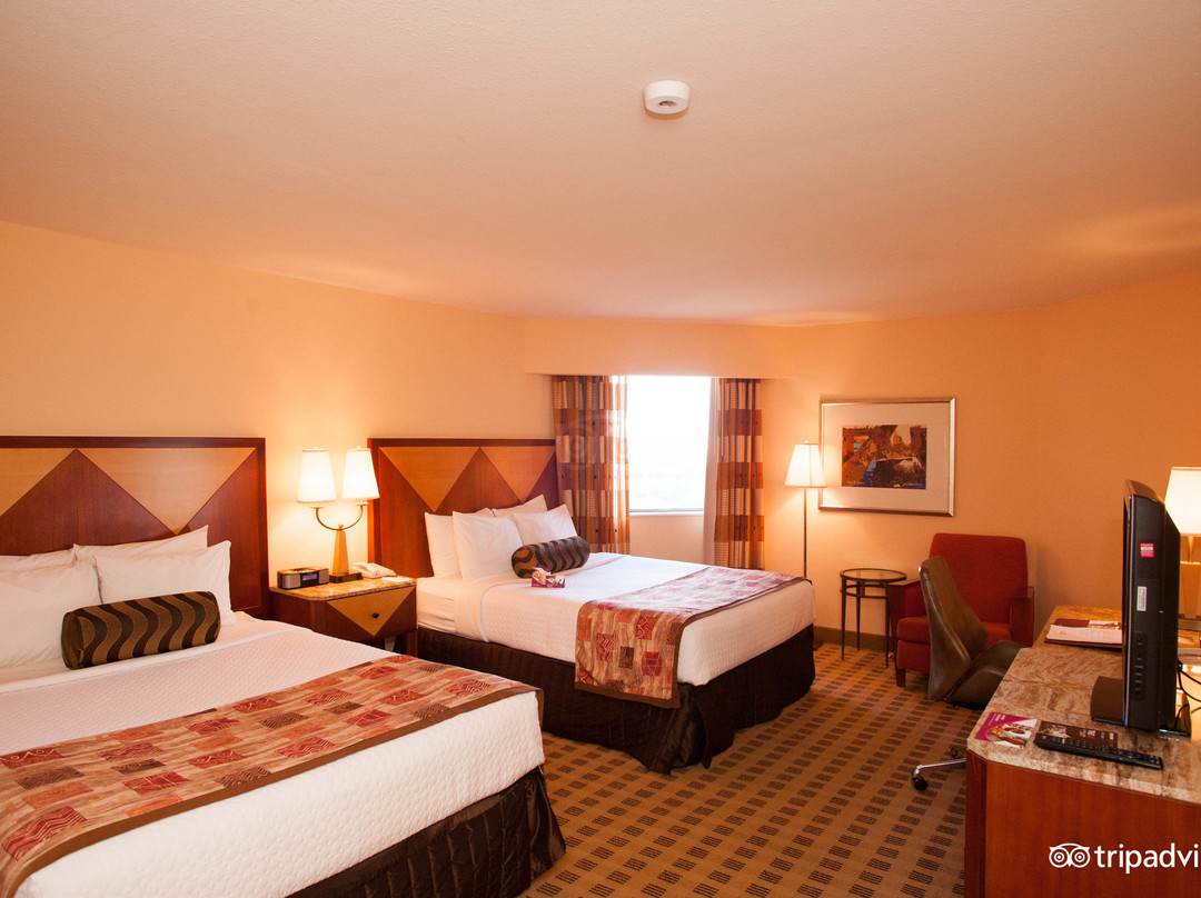 休斯顿橡树河皇冠广场酒店主图