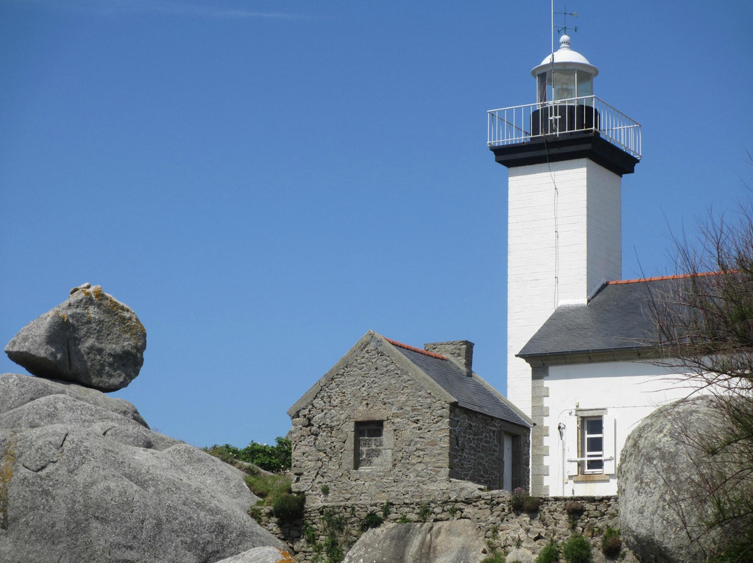 Phare de Pontusval景点图片
