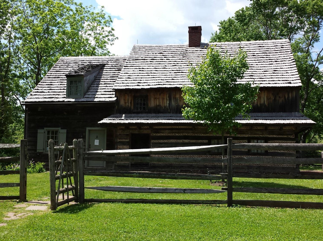 Morgan Log House-兰斯代尔必去景点