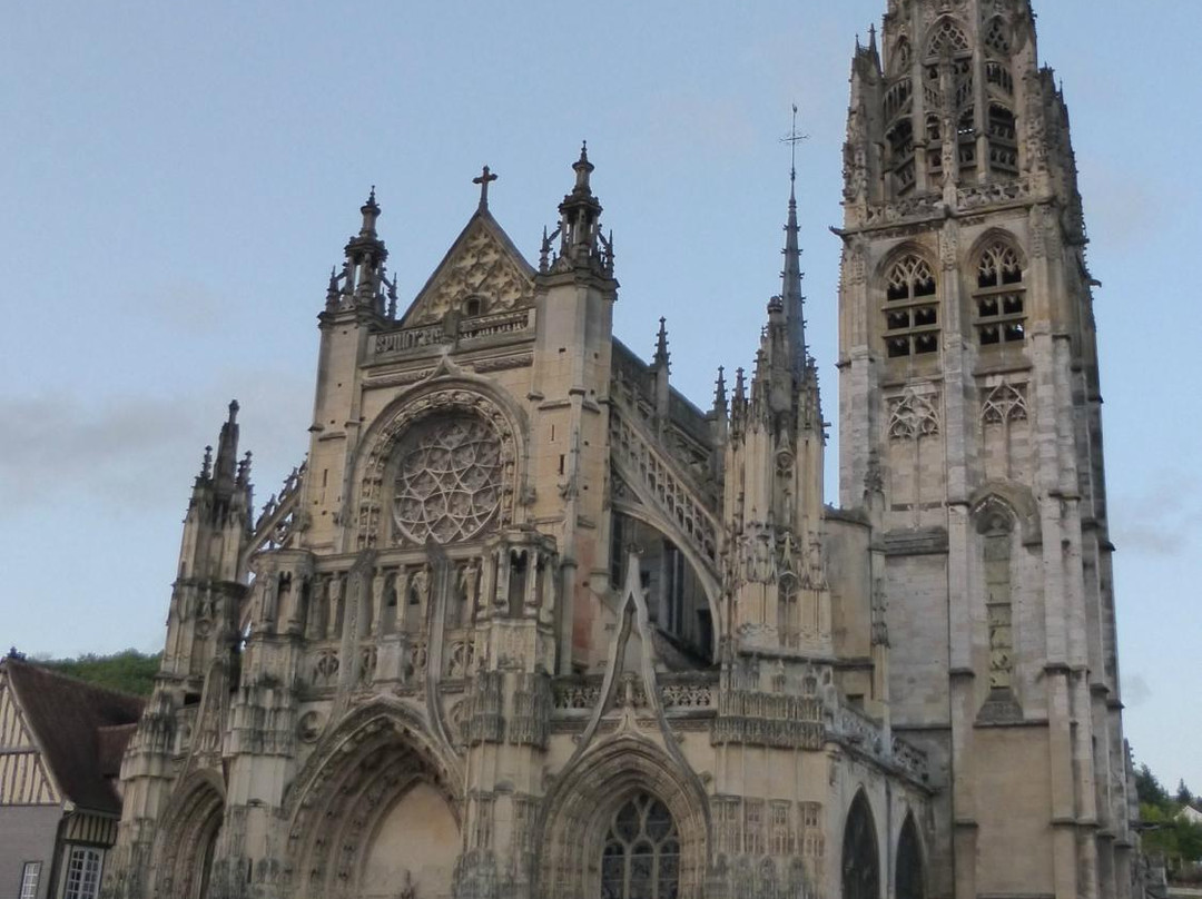 Cathedrale de Caudebec-En-Caux景点图片