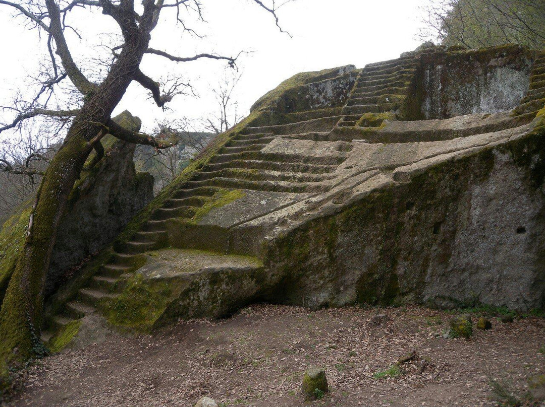 Piramide Etrusca Bomarzo o Sasso del Predicatore-博马尔佐必去景点