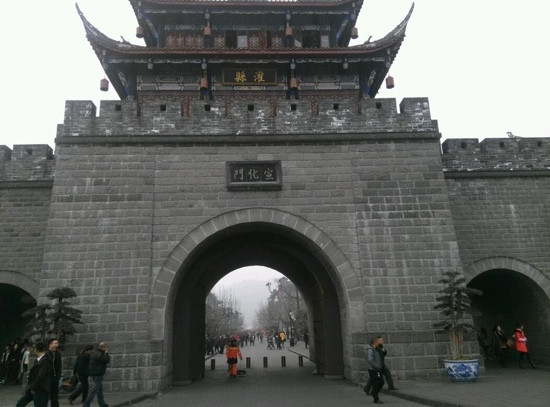都江堰市步行街-都江堰市必去景点