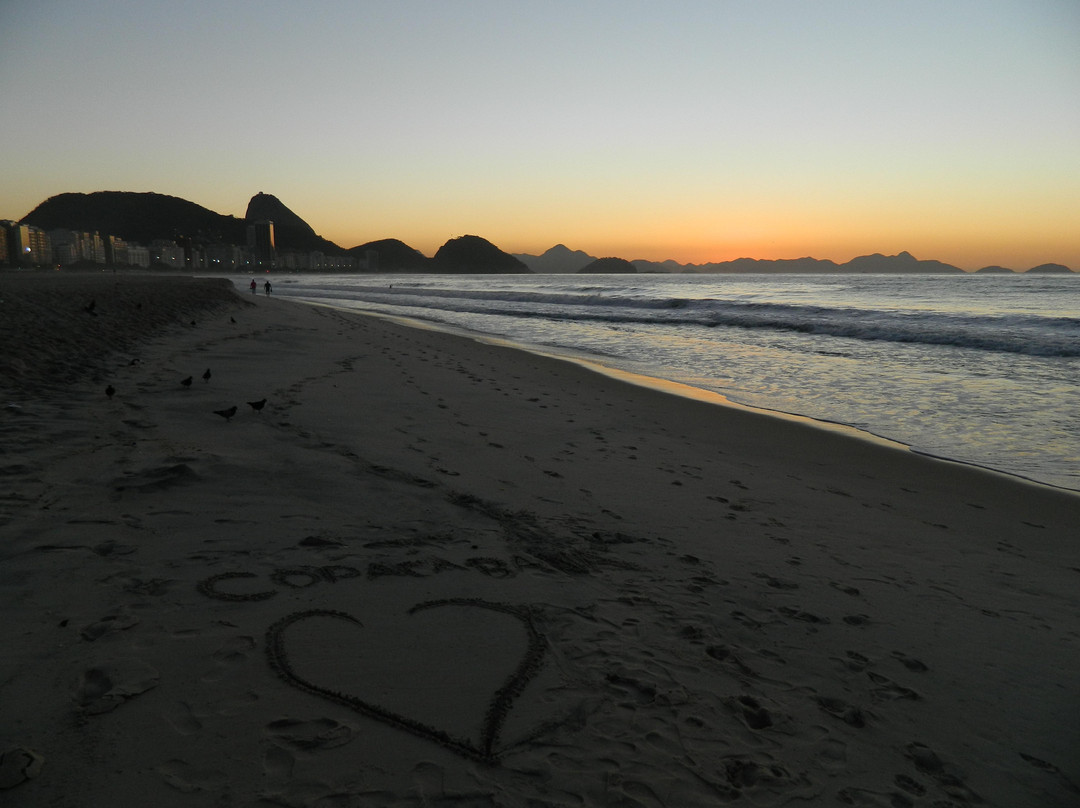 柯巴卡巴纳海滩-里约热内卢必去景点