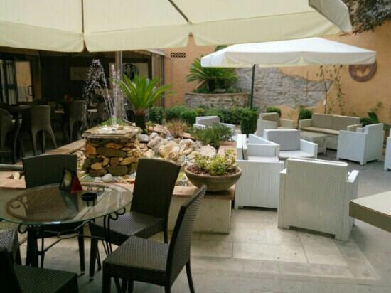 Agorà Cafè-卡斯泰洛城必去景点