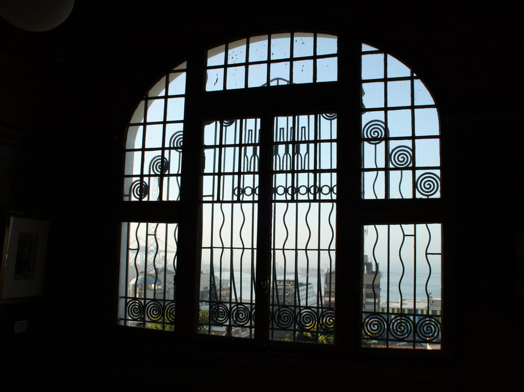 Palacio Baburizza-瓦尔帕莱索必去景点