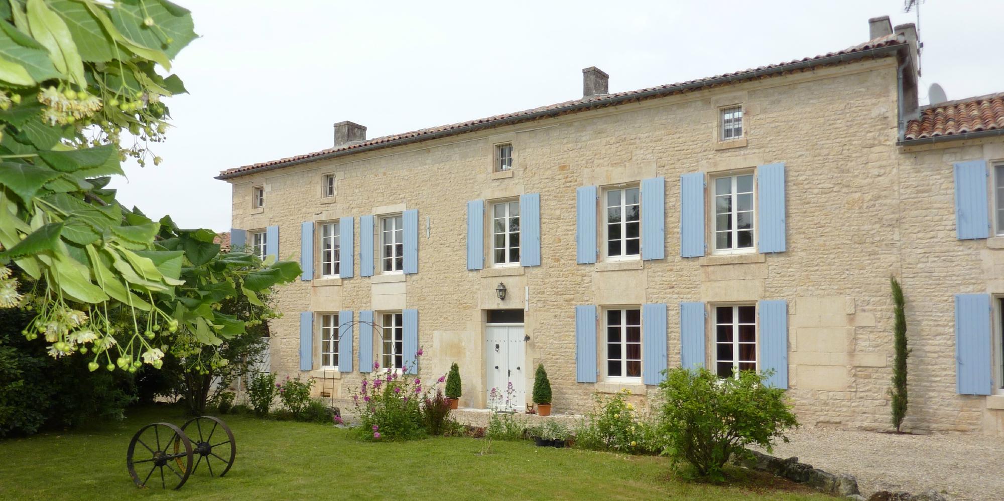 Le Logis de la Courade-官方