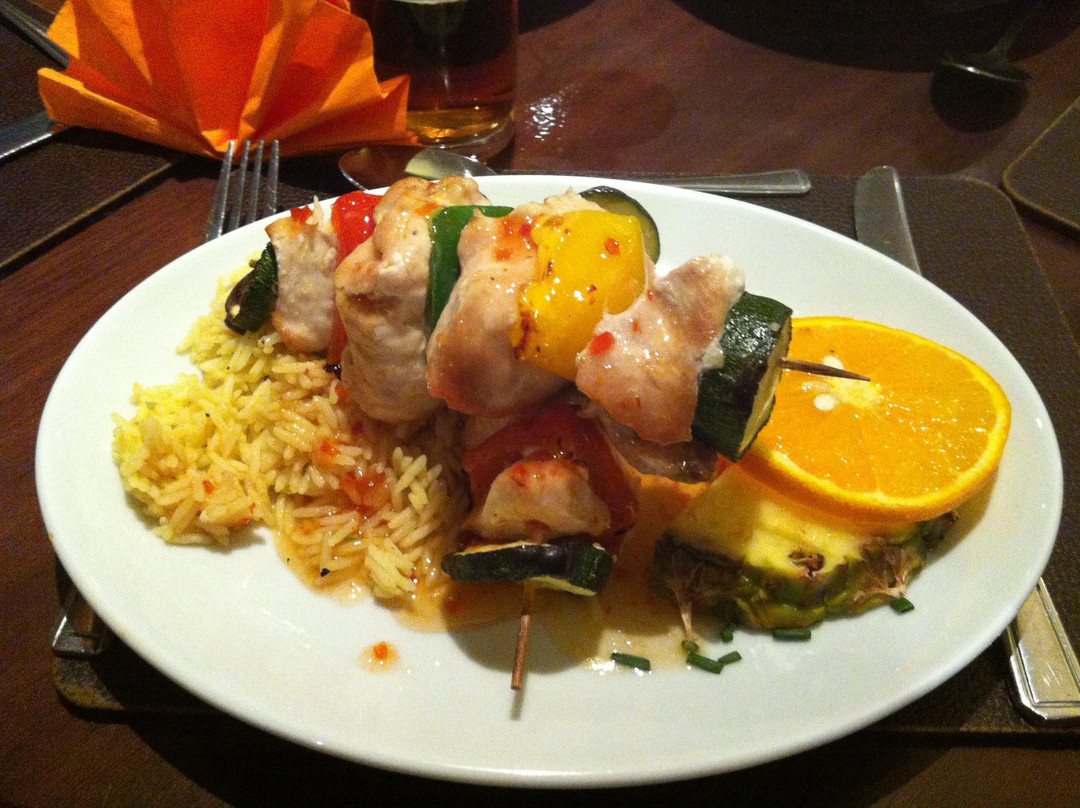 Blanco's Hotel Restaurant & Lounge