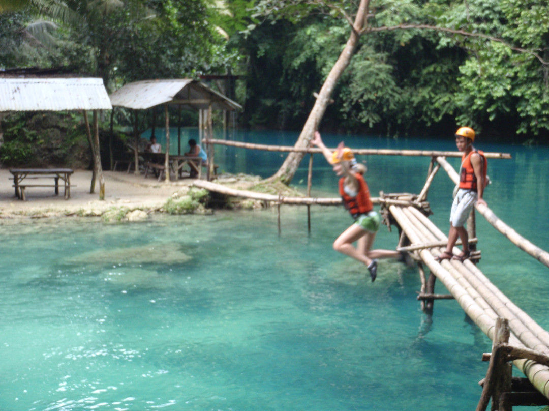嘉华山瀑布-Badian必去景点
