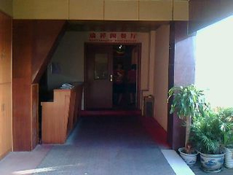 东春大酒店主图