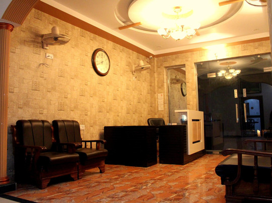 Azamgarh酒店住宿-Tarun Inn