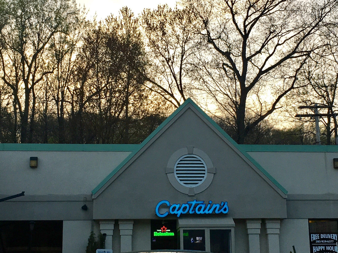 Captain's Pizza