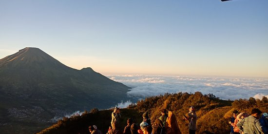 Dieng Plateau Sunrise View Point景点图片