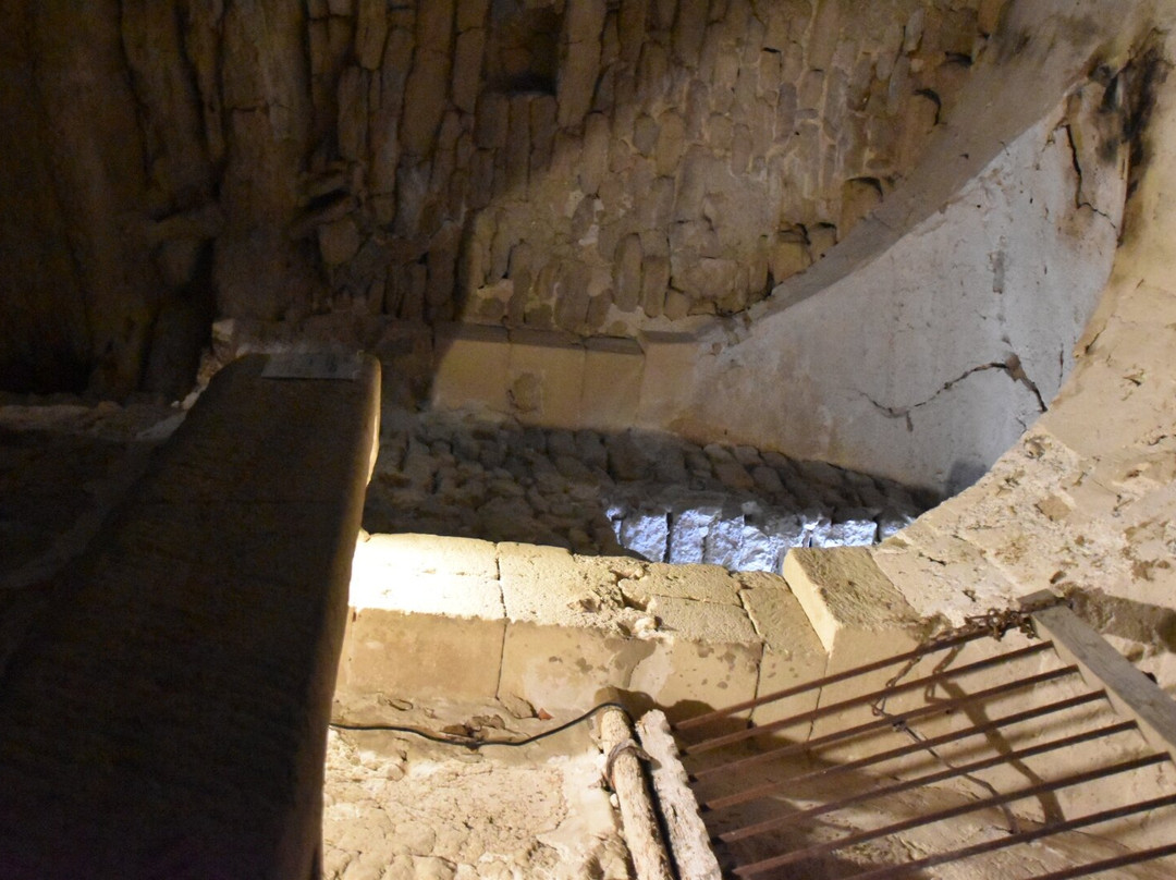 Caves du Palais Saint Firmin-戈尔德必去景点