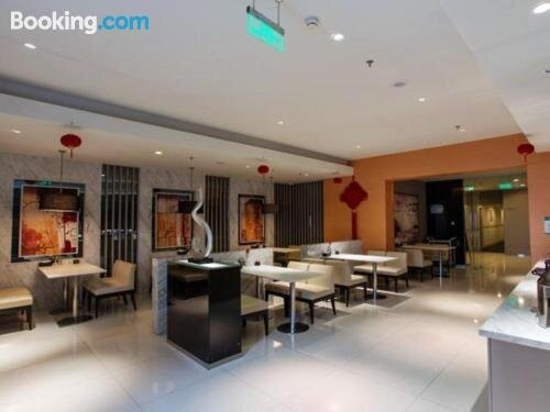 锦江之星酒店(上海虹桥国展天山西路店)主图