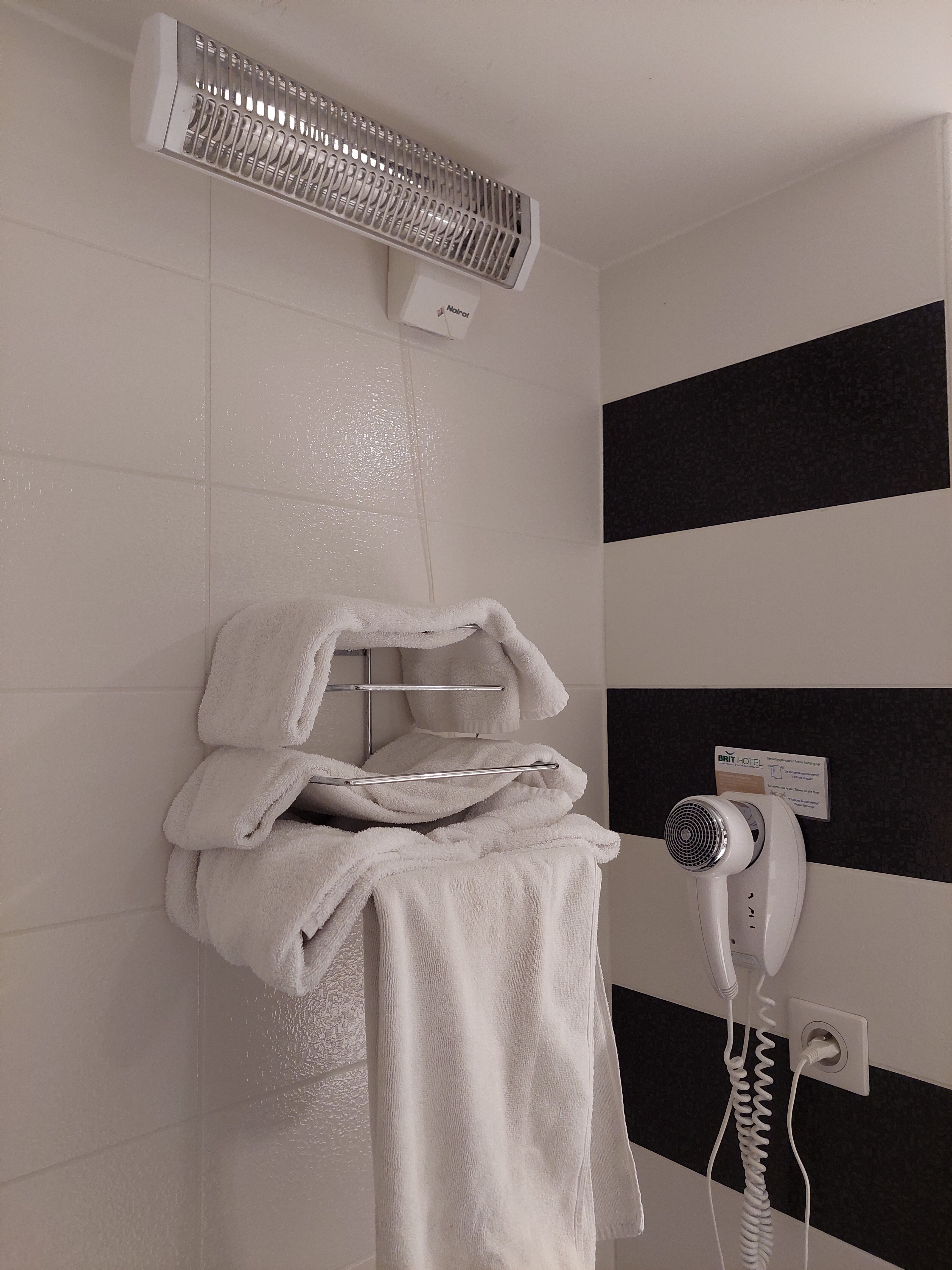 Brit Hotel Saint-Dizier-浴室