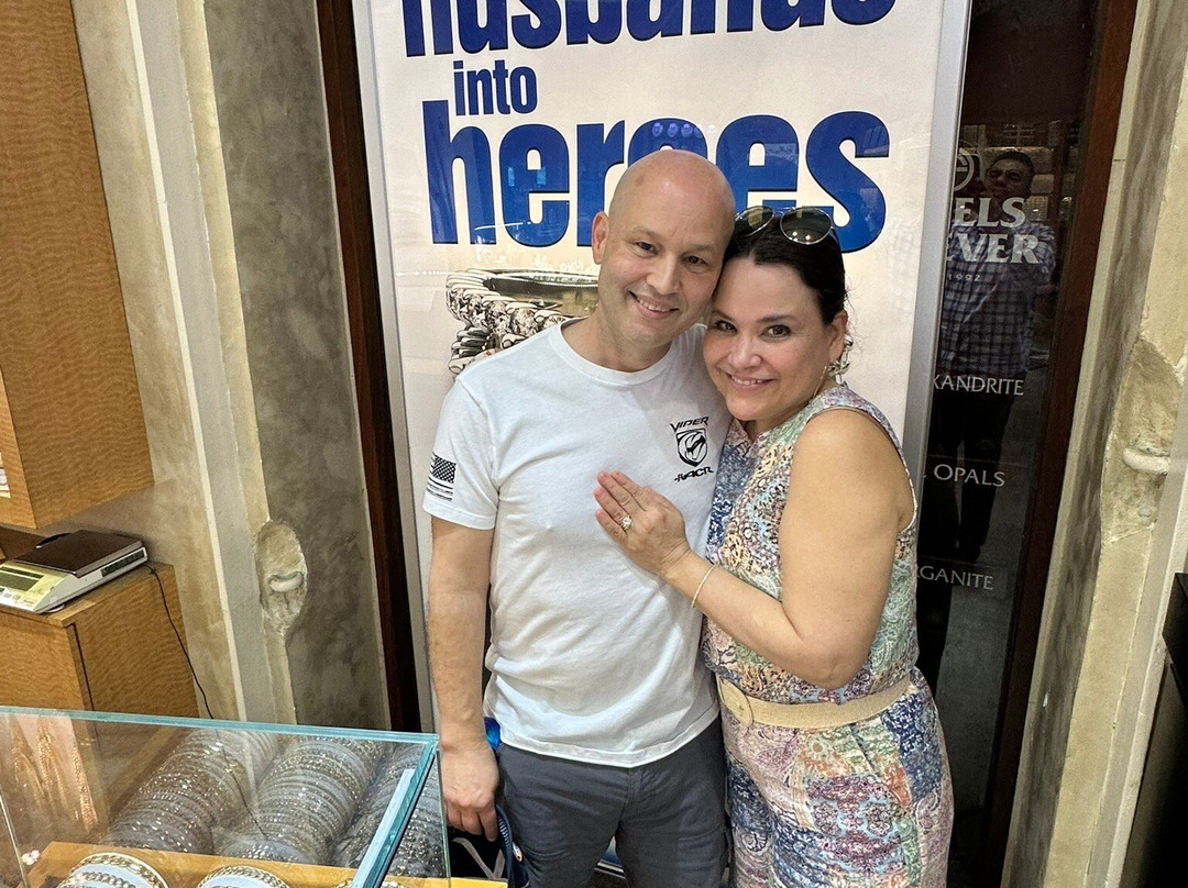 Jewels Forever-圣 托马斯必去景点