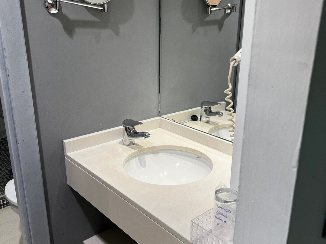 欧罗巴酒店主图